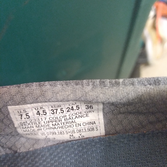 Womens SKETCHERS Gray Slip-On  Shoes Size 7.5 - Picture 4 of 16